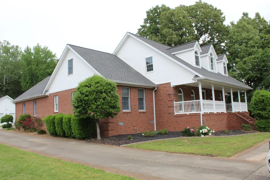 245 Braddie Cove Paducah KY 42001