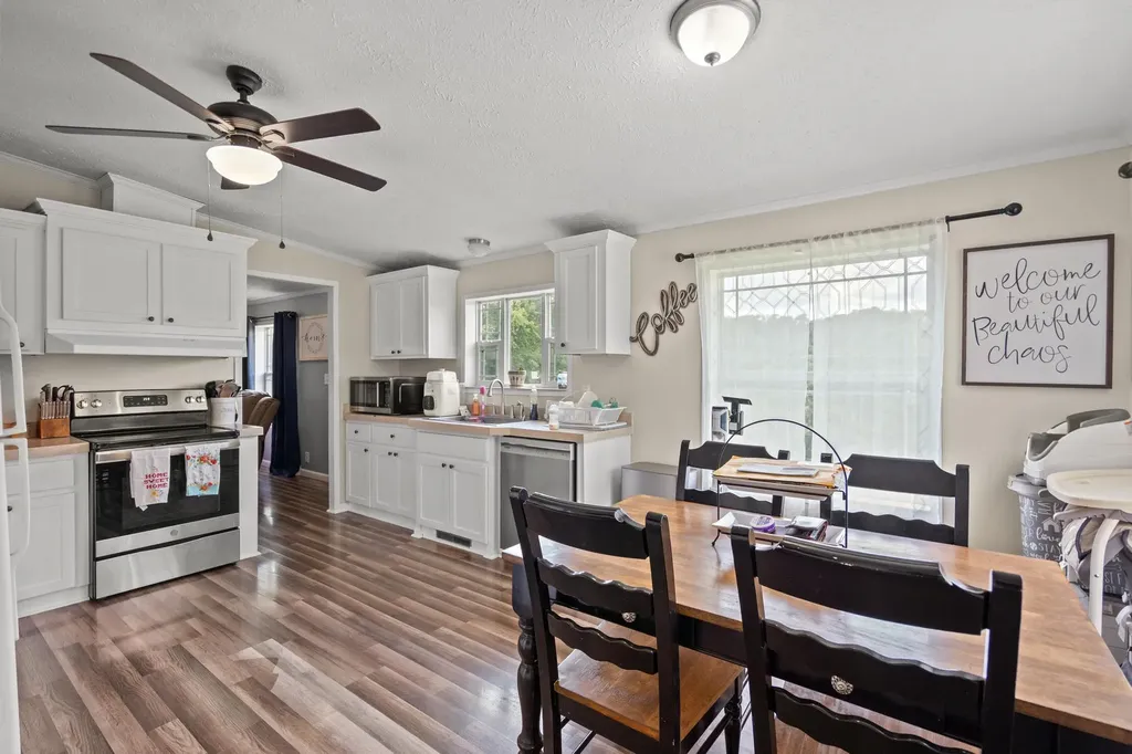 10279 U.s. 27 Berry KY 41003