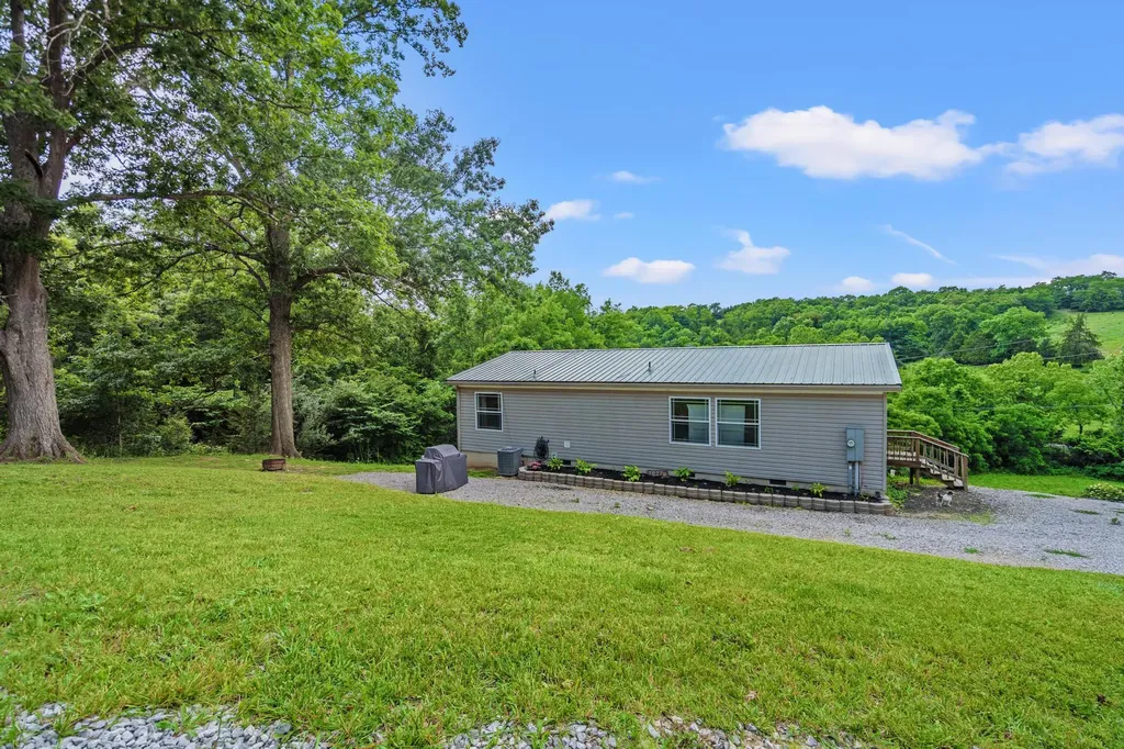 10279 U.s. 27 Berry KY 41003