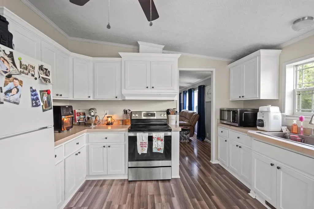 10279 U.s. 27 Berry KY 41003