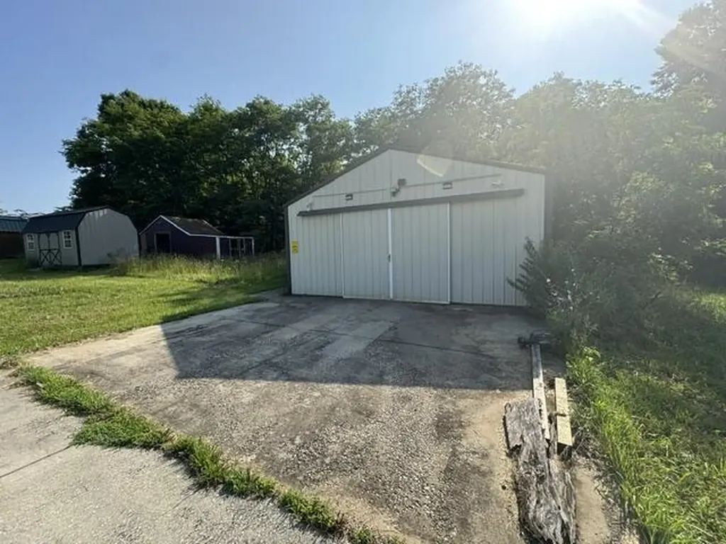 1330 Robinson Road Cynthiana KY 41031