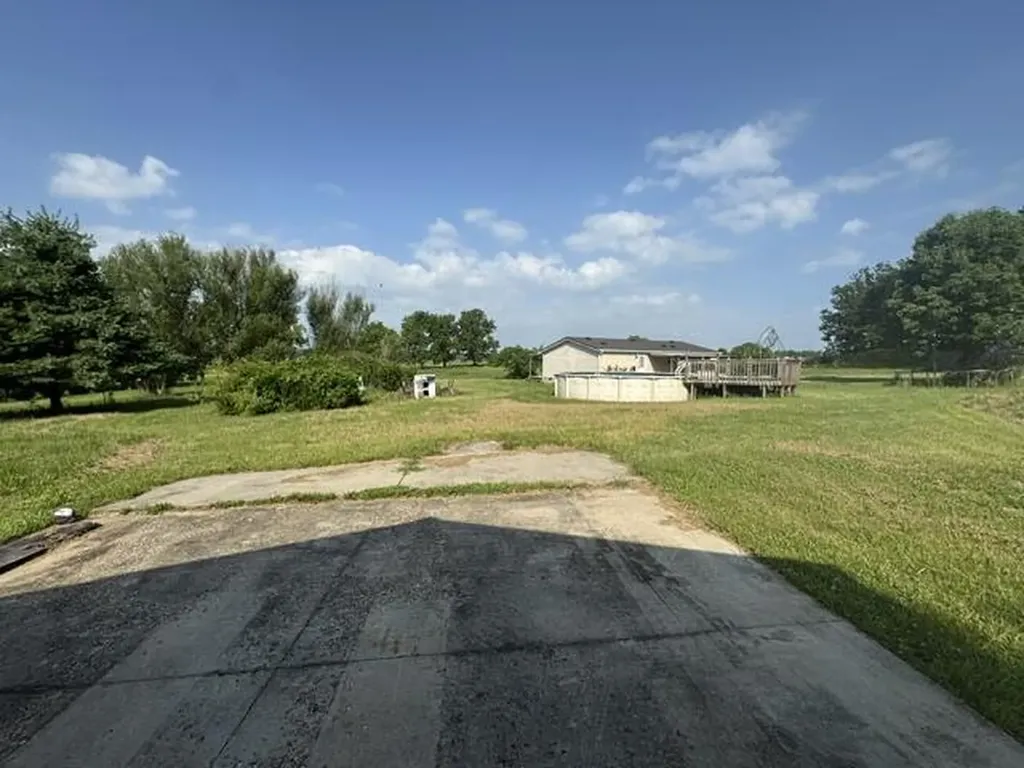 1330 Robinson Road Cynthiana KY 41031