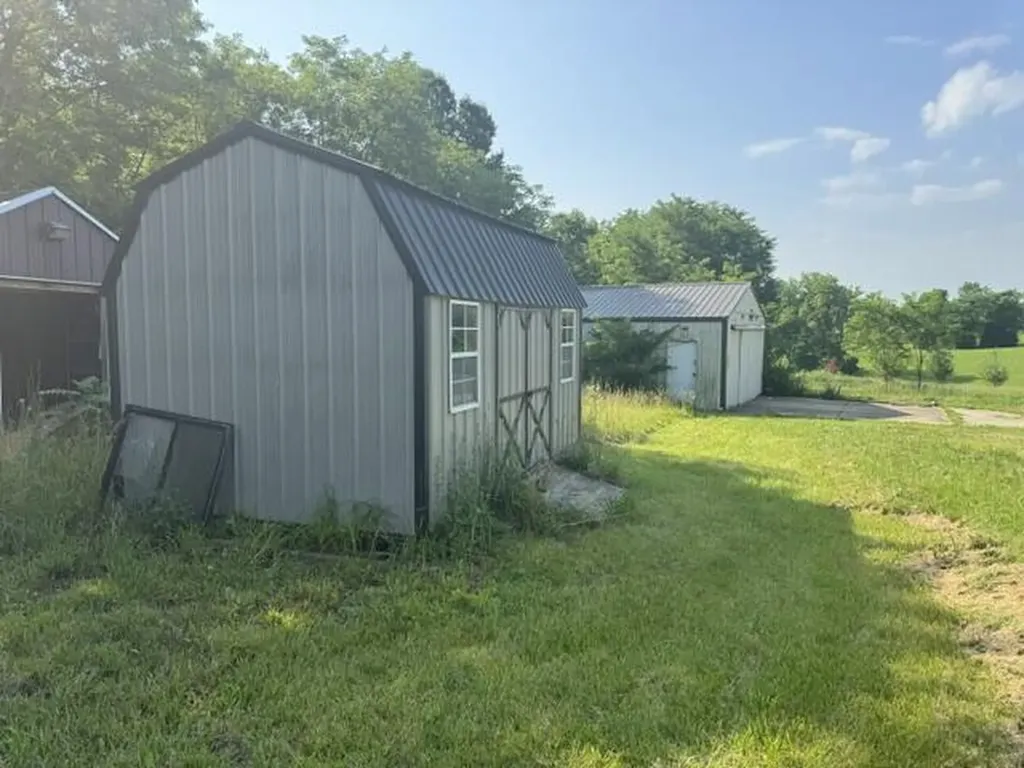 1330 Robinson Road Cynthiana KY 41031