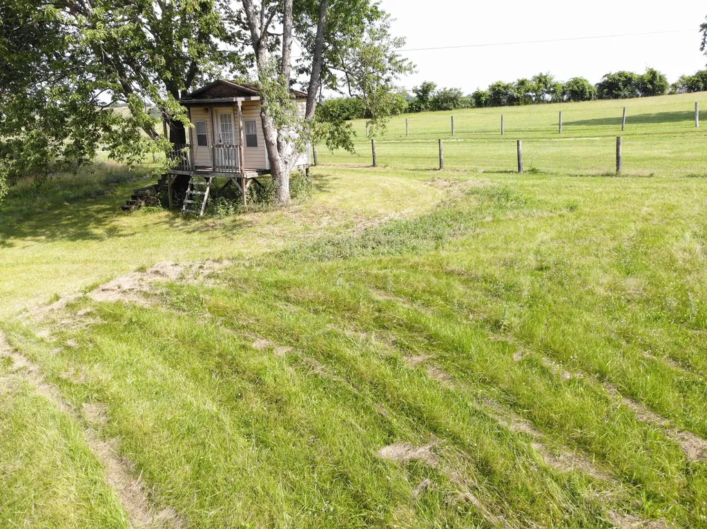 1330 Robinson Road Cynthiana KY 41031