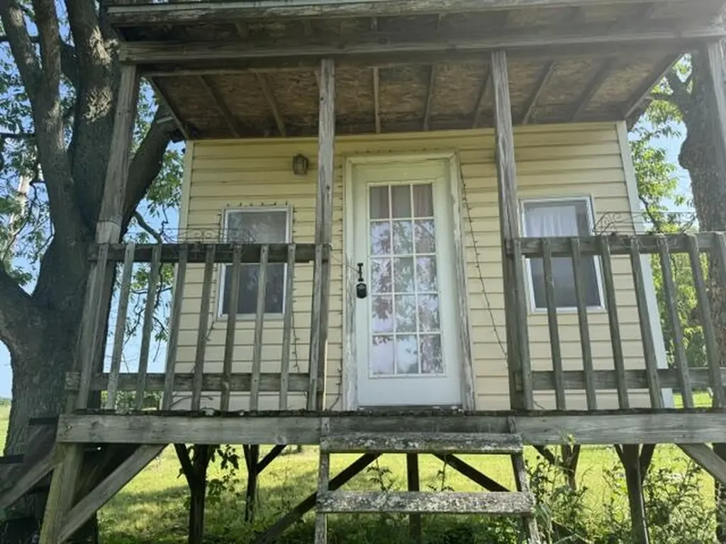 1330 Robinson Road Cynthiana KY 41031