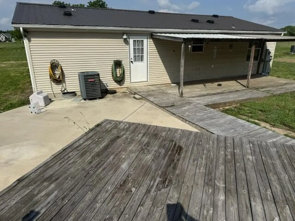 1330 Robinson Road Cynthiana KY 41031