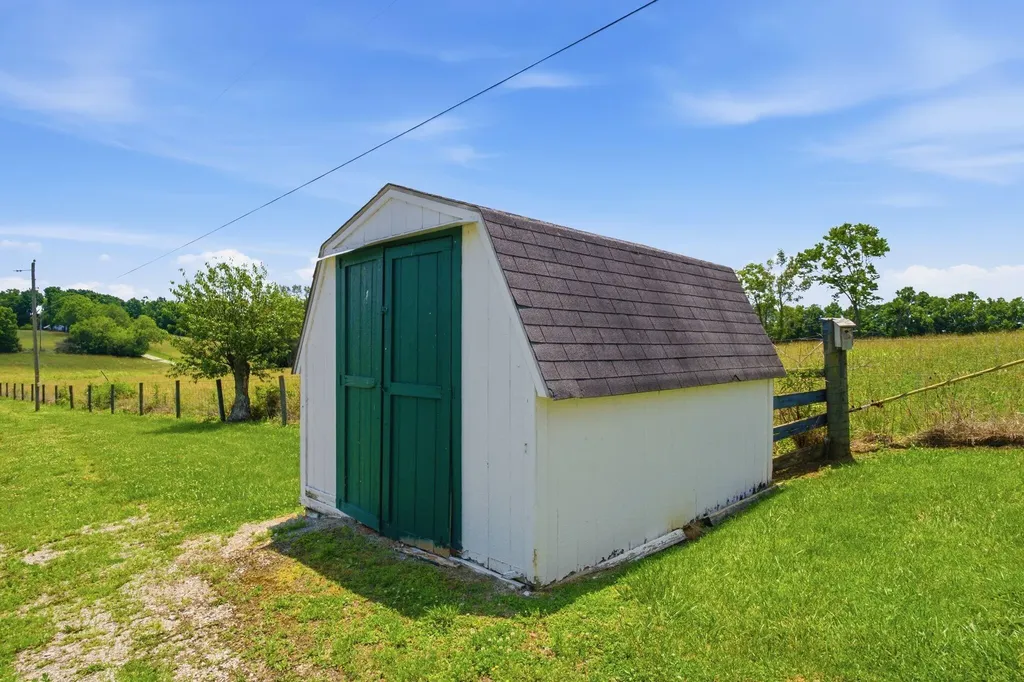 2509 Mount Sterling Road Winchester KY 40391