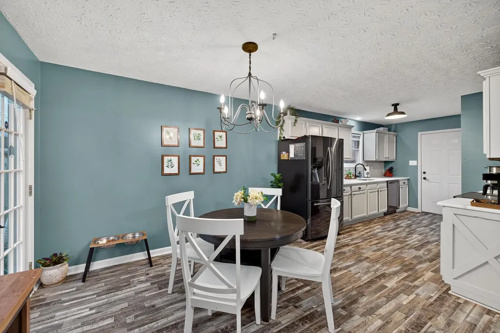 913 Pinoak Drive Nicholasville KY 40356