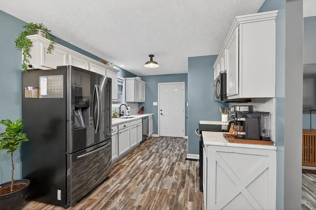 913 Pinoak Drive Nicholasville KY 40356