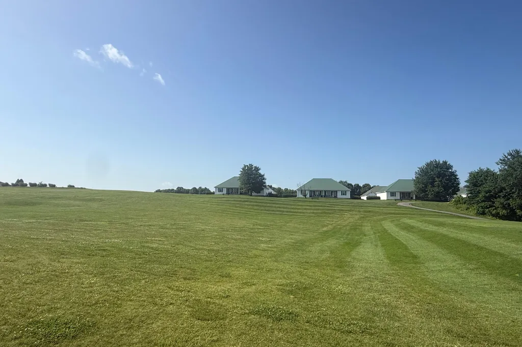 387 Donmar Drive Lancaster KY 40444