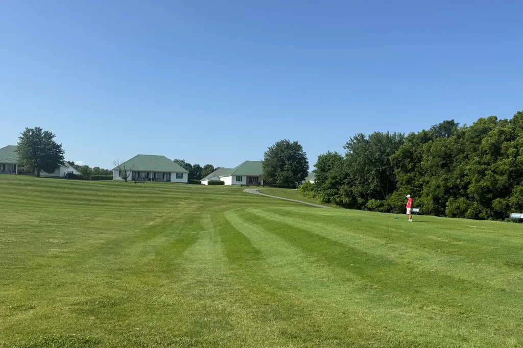 387 Donmar Drive Lancaster KY 40444