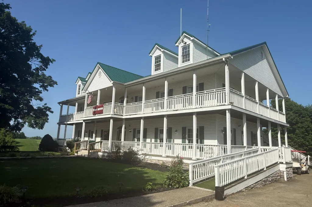 387 Donmar Drive Lancaster KY 40444