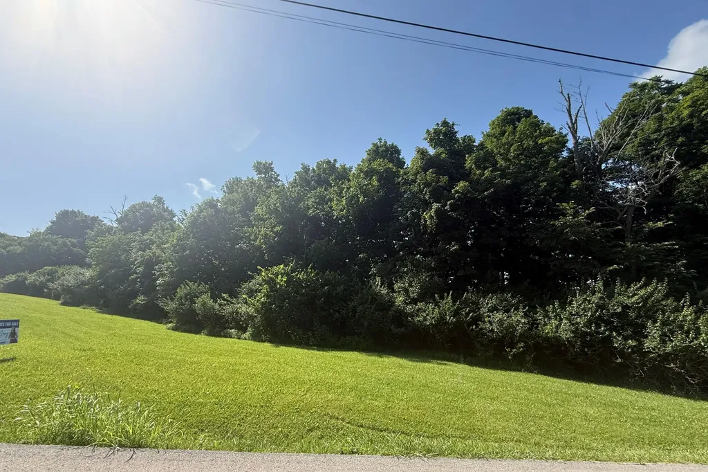 387 Donmar Drive Lancaster KY 40444