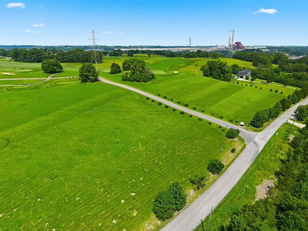 387 Donmar Drive Lancaster KY 40444