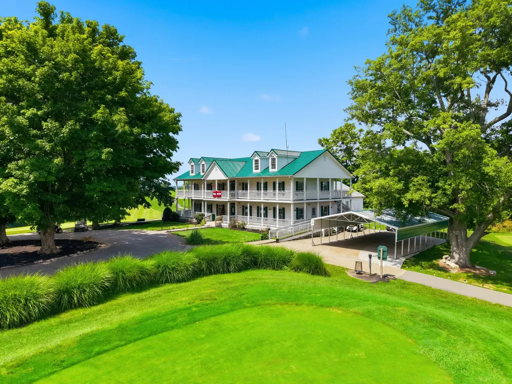 387 Donmar Drive Lancaster KY 40444