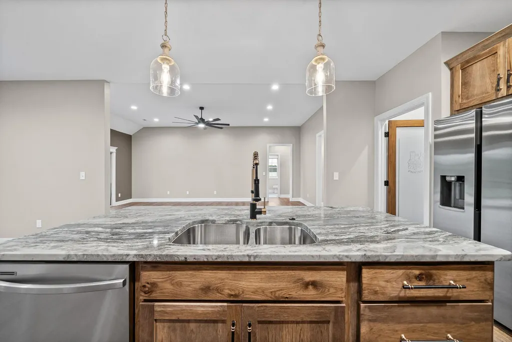 445 N 445 N Ridge Dr Drive Hopkinsville KY 42240