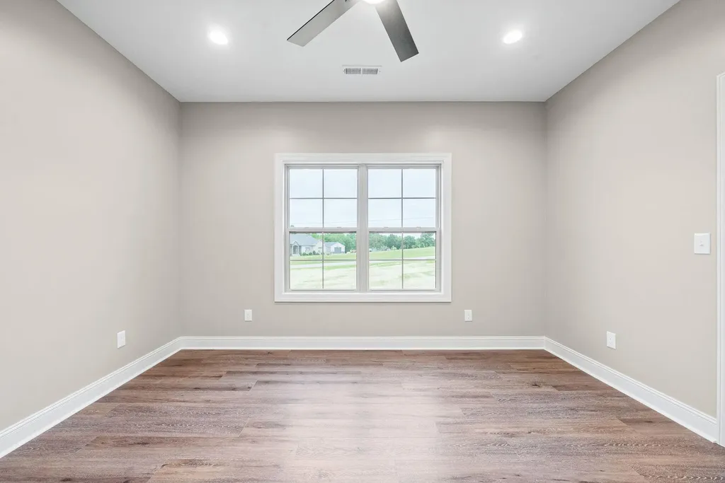 445 N 445 N Ridge Dr Drive Hopkinsville KY 42240