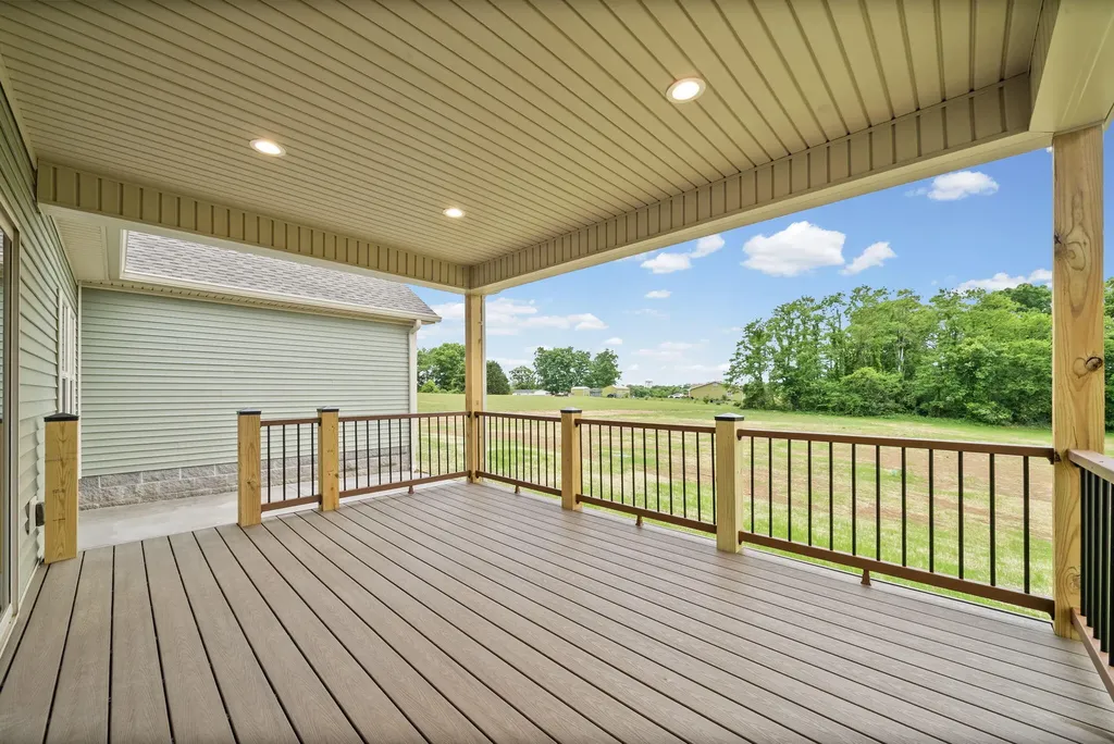 445 N 445 N Ridge Dr Drive Hopkinsville KY 42240