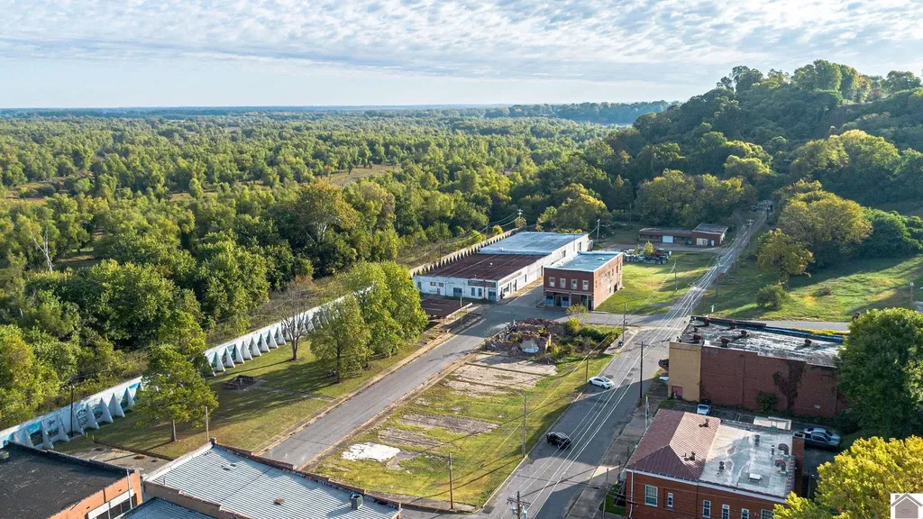 213 Clinton Street Hickman KY 42050