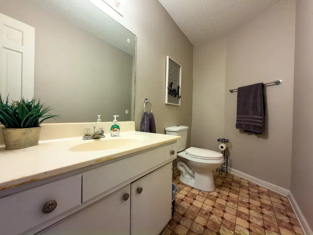 1717 N Friendship Road Paducah KY 42001