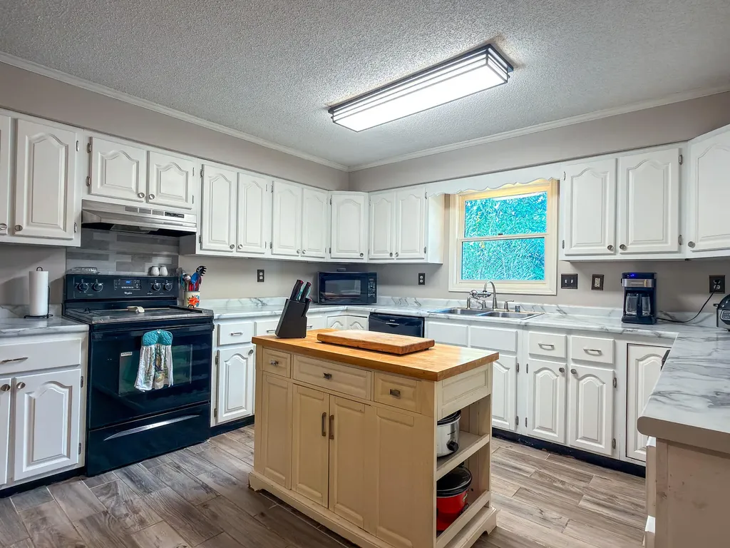 1717 N Friendship Road Paducah KY 42001