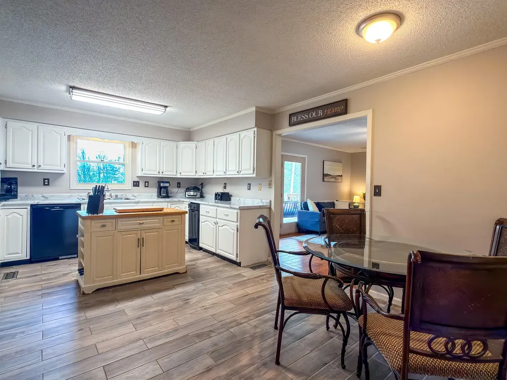 1717 N Friendship Road Paducah KY 42001