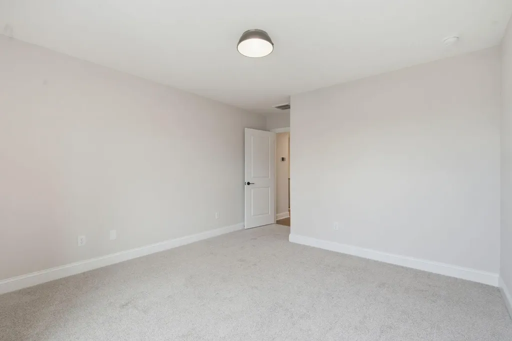 4109 Meadowlark Road Lexington KY 40509