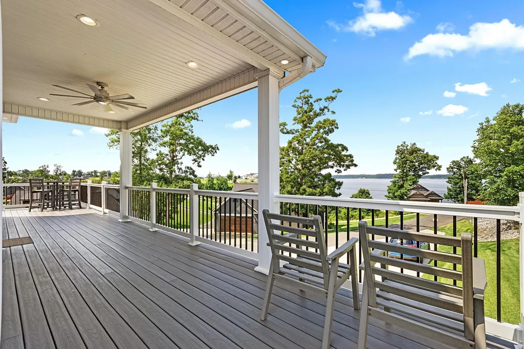 369 Sherwood Drive Gilbertsville KY 42044
