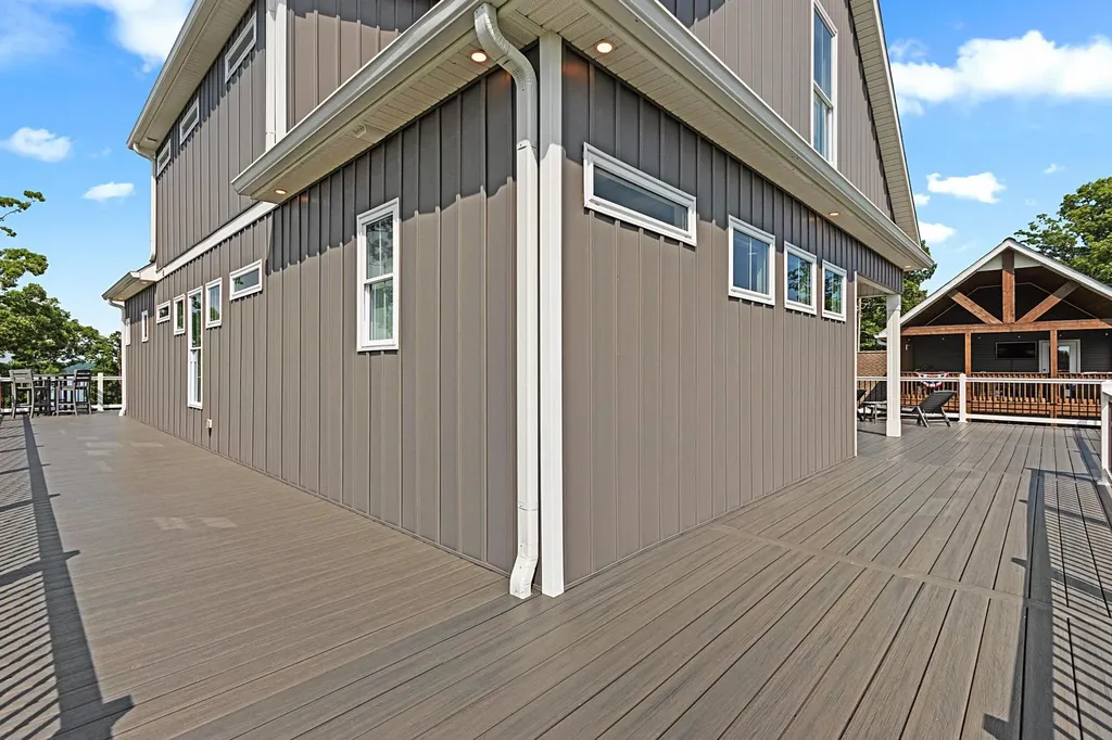 369 Sherwood Drive Gilbertsville KY 42044