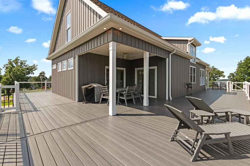 369 Sherwood Drive Gilbertsville KY 42044