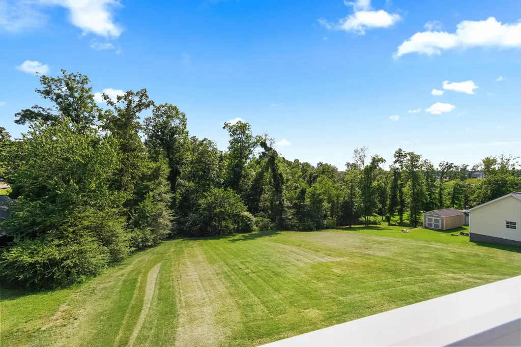369 Sherwood Drive Gilbertsville KY 42044