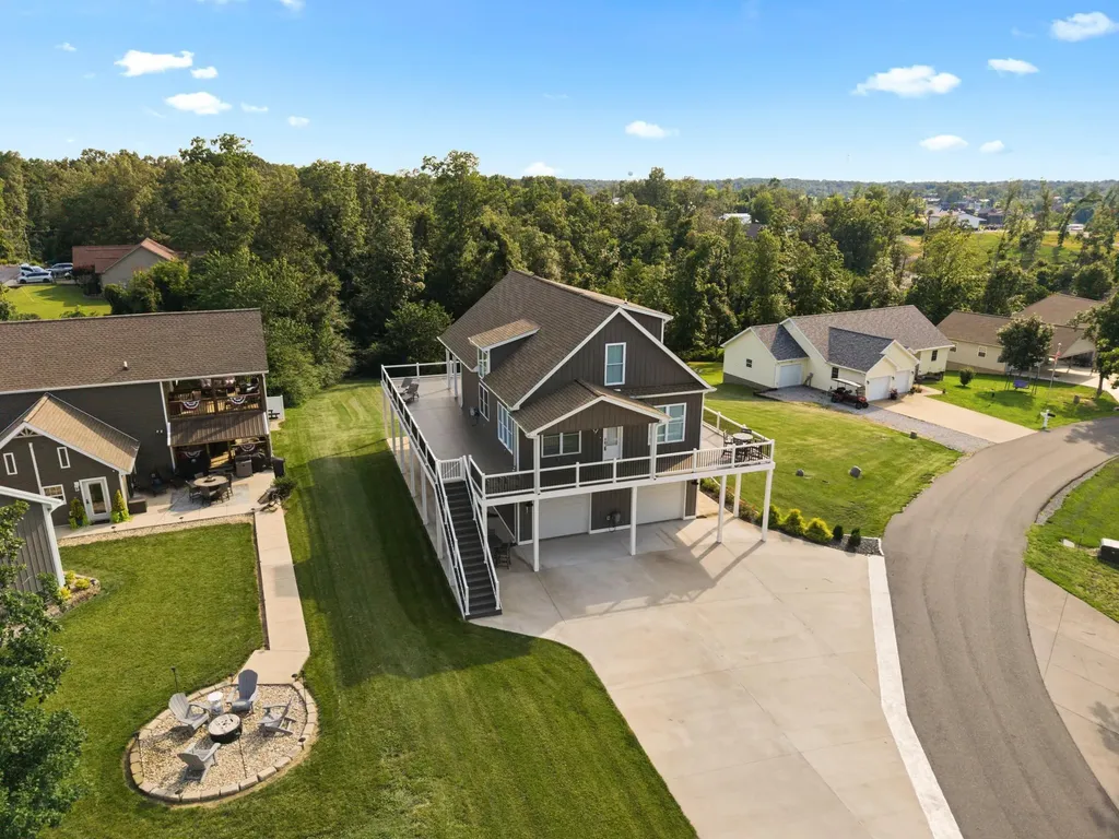 369 Sherwood Drive Gilbertsville KY 42044