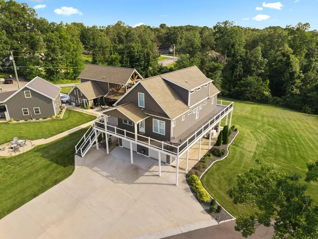 369 Sherwood Drive Gilbertsville KY 42044