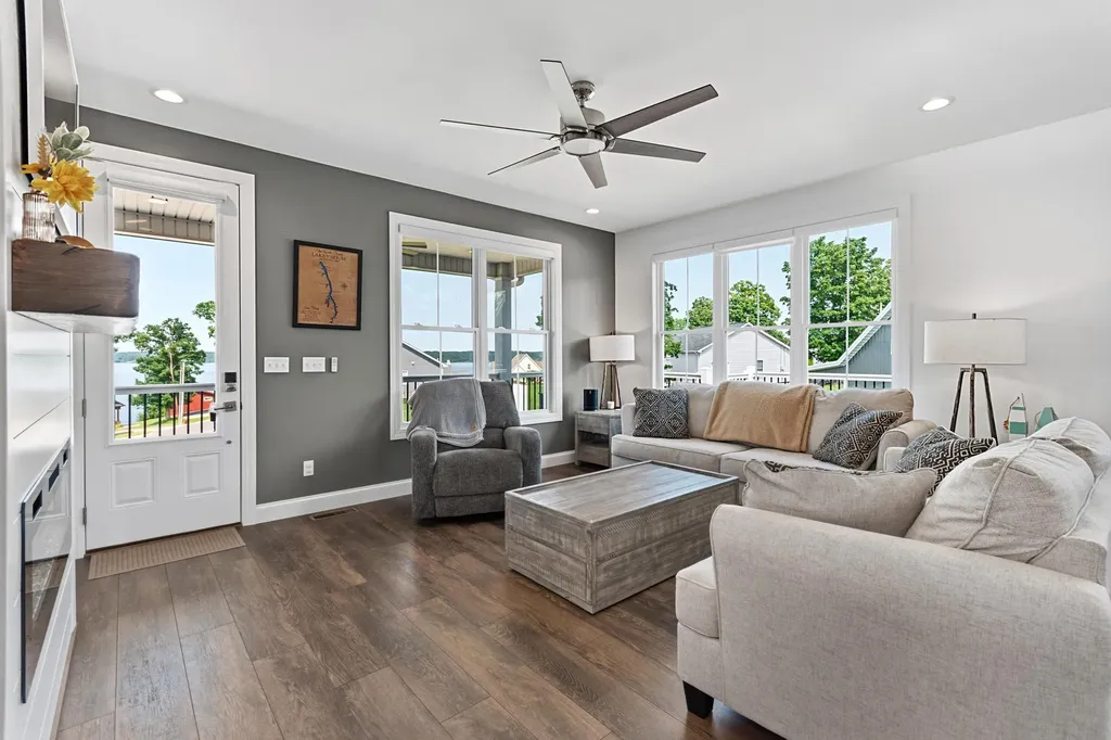 369 Sherwood Drive Gilbertsville KY 42044