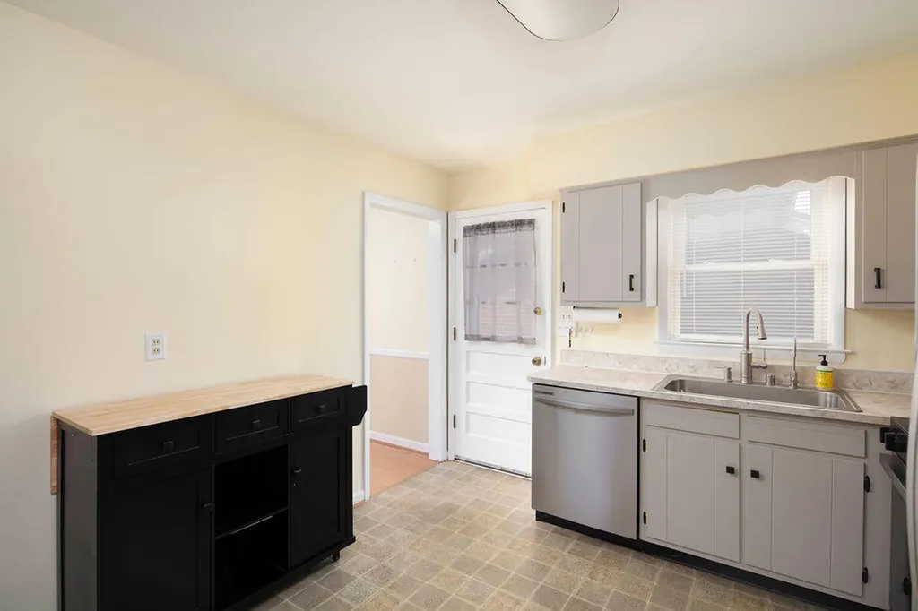 596 Saint Anthony Drive Lexington KY 40505