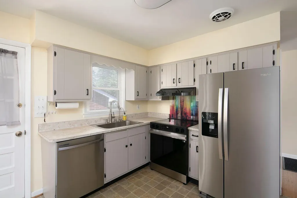 596 Saint Anthony Drive Lexington KY 40505