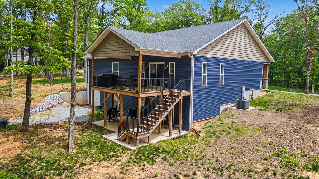 145 Serenity Village Benton KY 42025