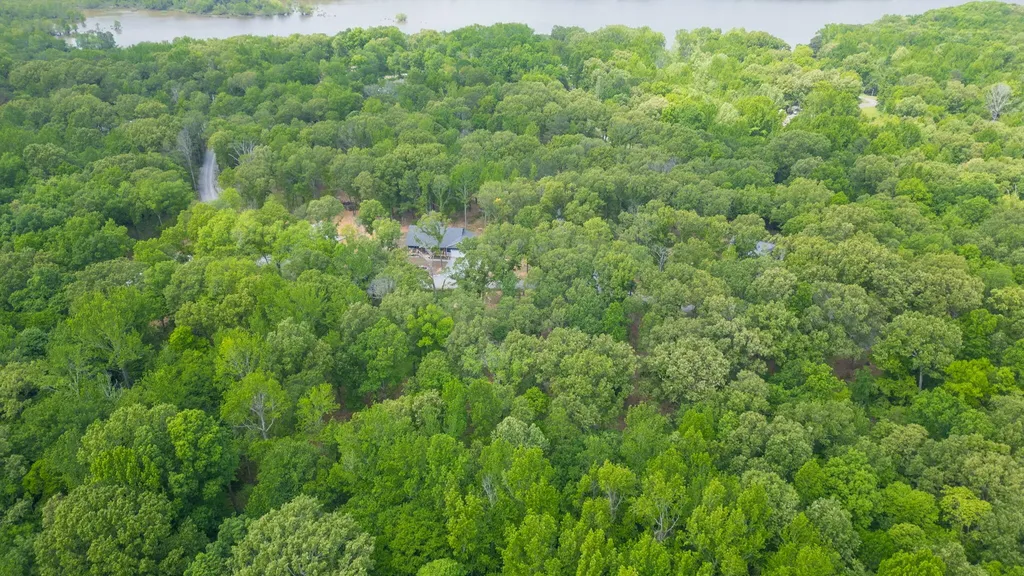 145 Serenity Village Benton KY 42025