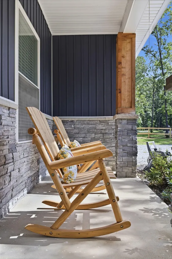 145 Serenity Village Benton KY 42025
