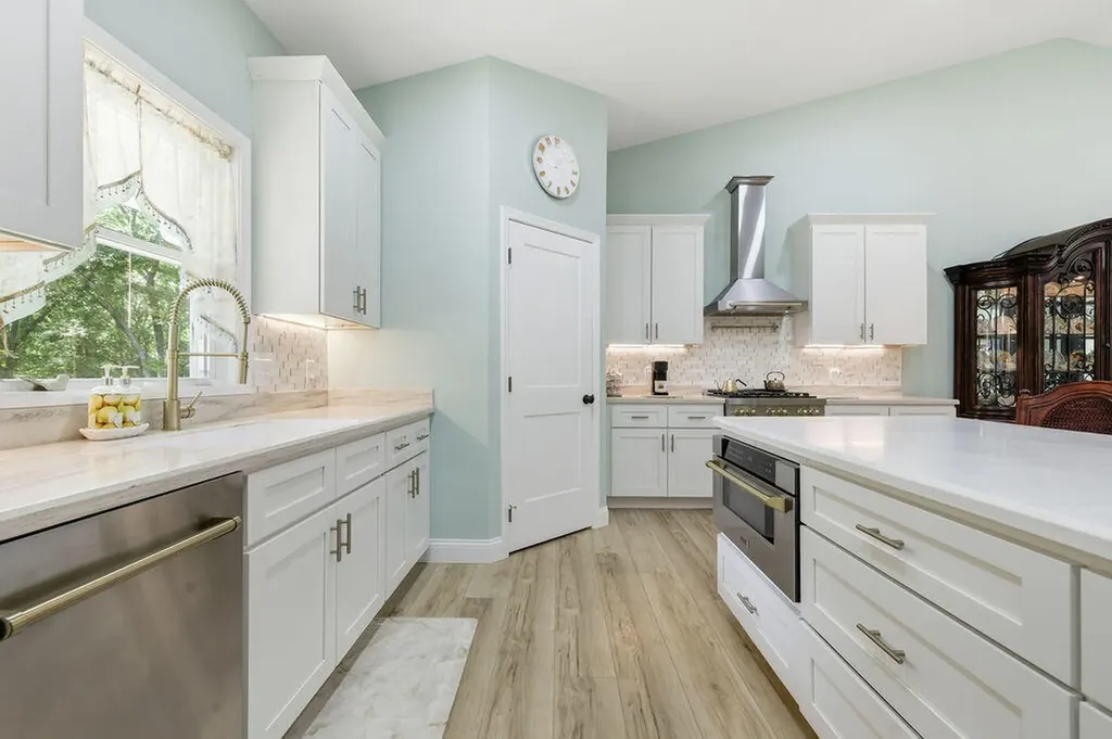 145 Serenity Village Benton KY 42025