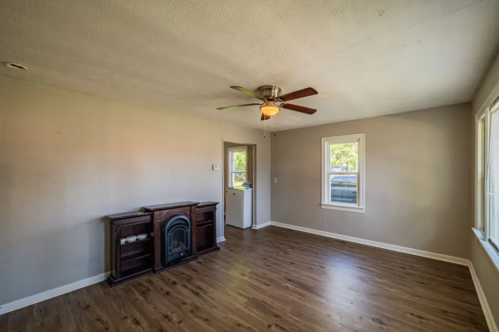 2302 S 25th Street Paducah KY 42003