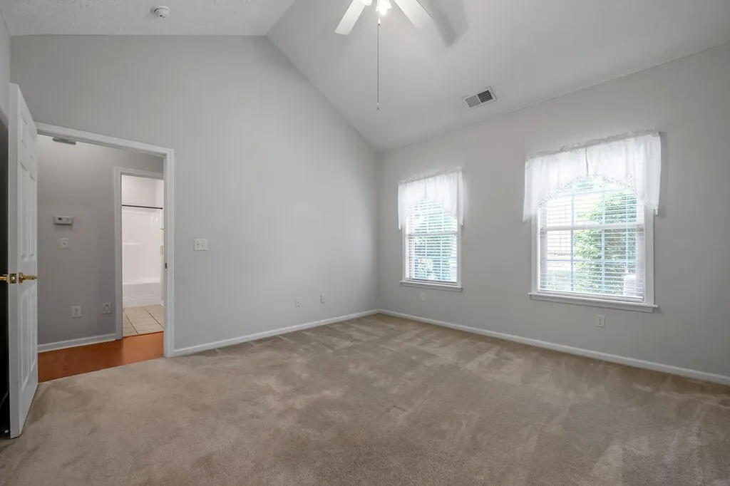 552 Goldon Trophy Trail Lexington KY 40514