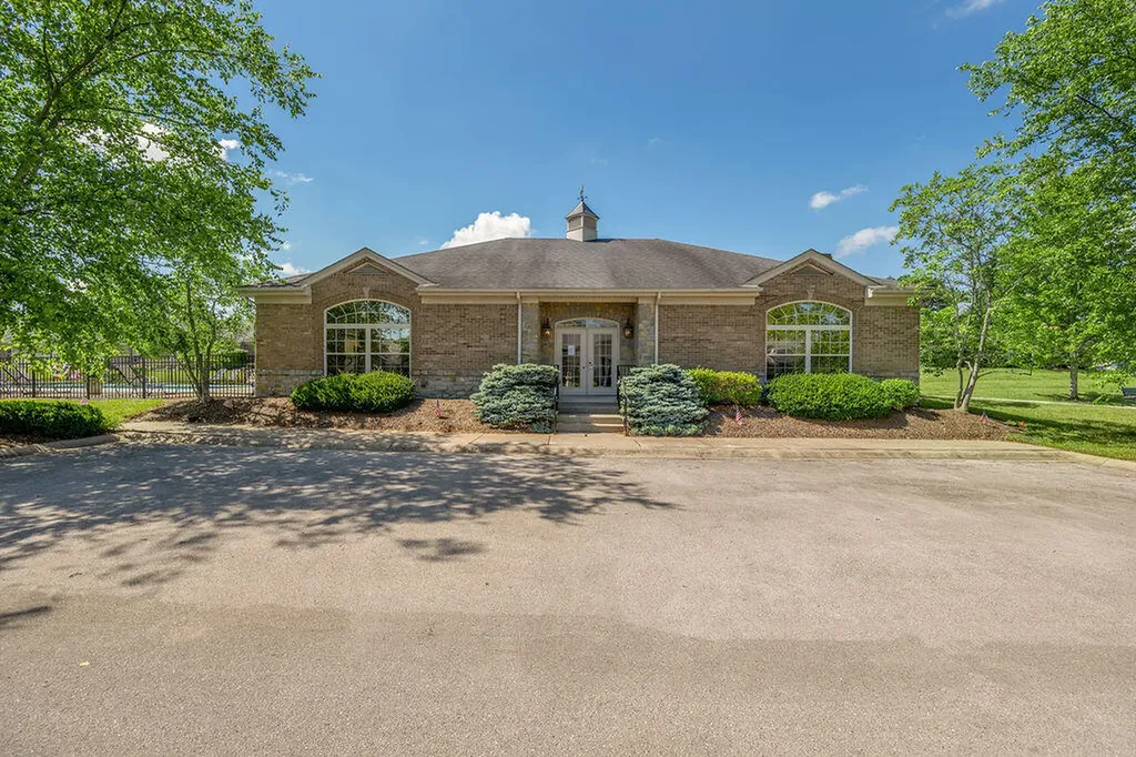 552 Goldon Trophy Trail Lexington KY 40514