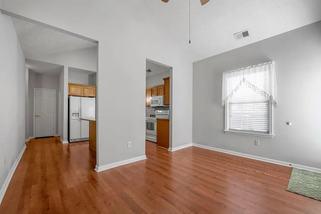 552 Goldon Trophy Trail Lexington KY 40514