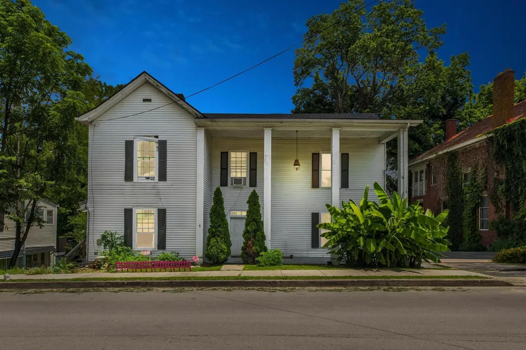 125 Howard Avenue Mt Sterling KY 40353