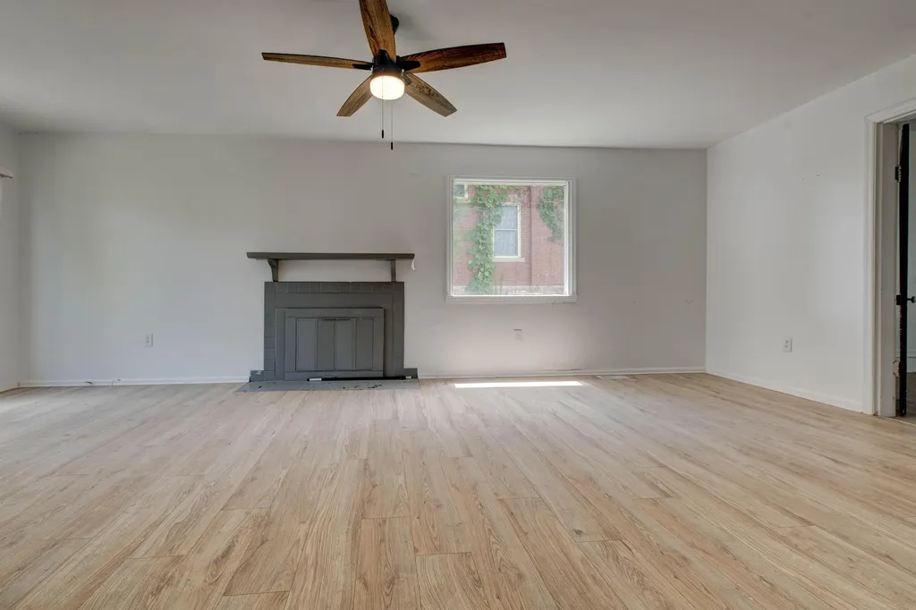 125 Howard Avenue Mt Sterling KY 40353