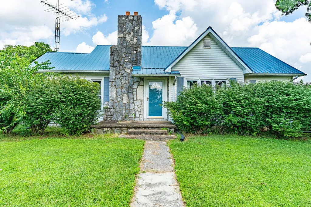 2450 Pembroke Road Hopkinsville KY 42240