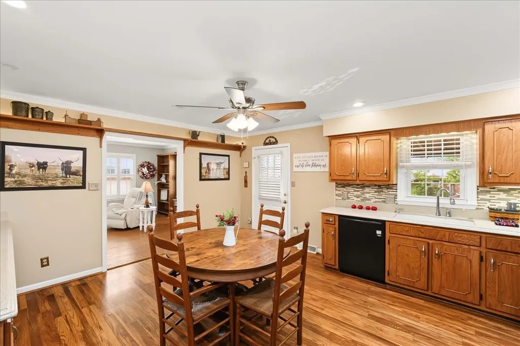 102 Dogwood Drive Lancaster KY 40444