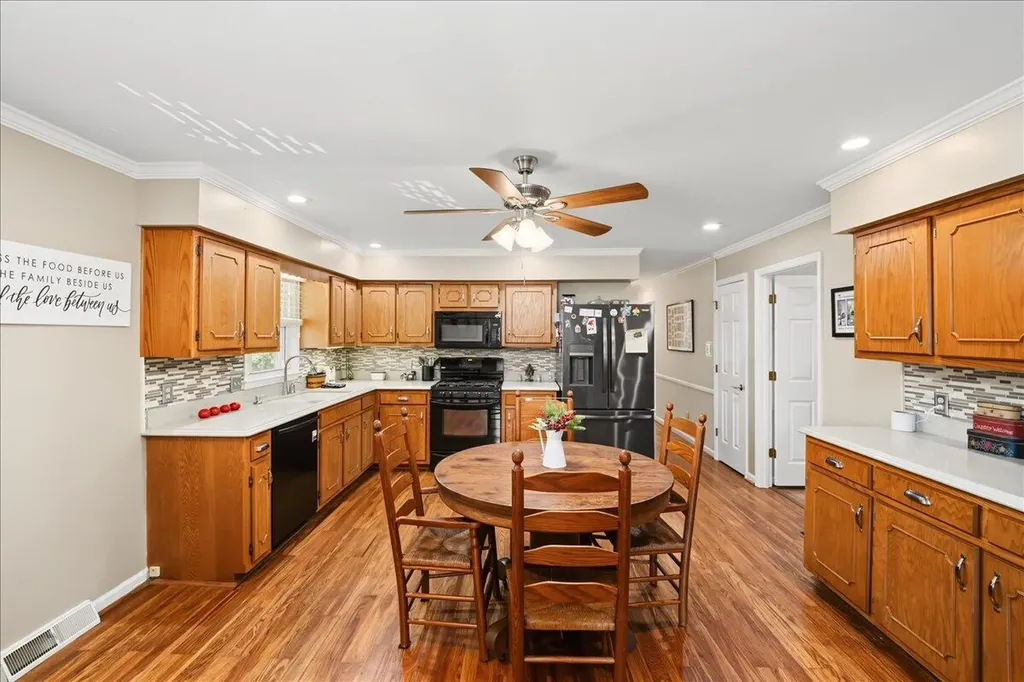 102 Dogwood Drive Lancaster KY 40444