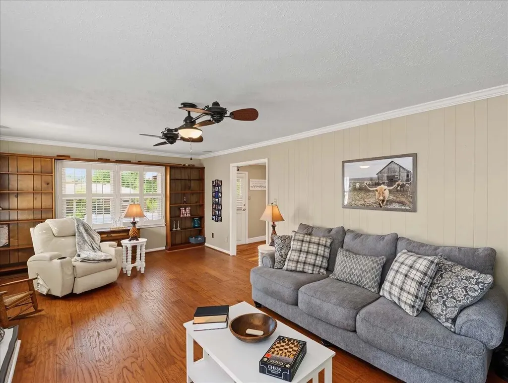 102 Dogwood Drive Lancaster KY 40444